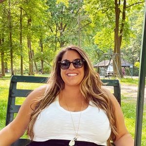 Meet your Posher, Amanda
